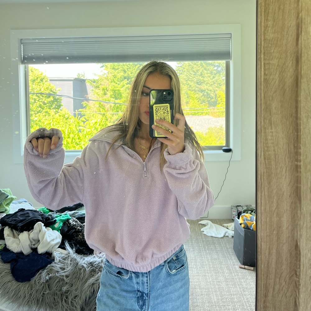 Urban half zip up